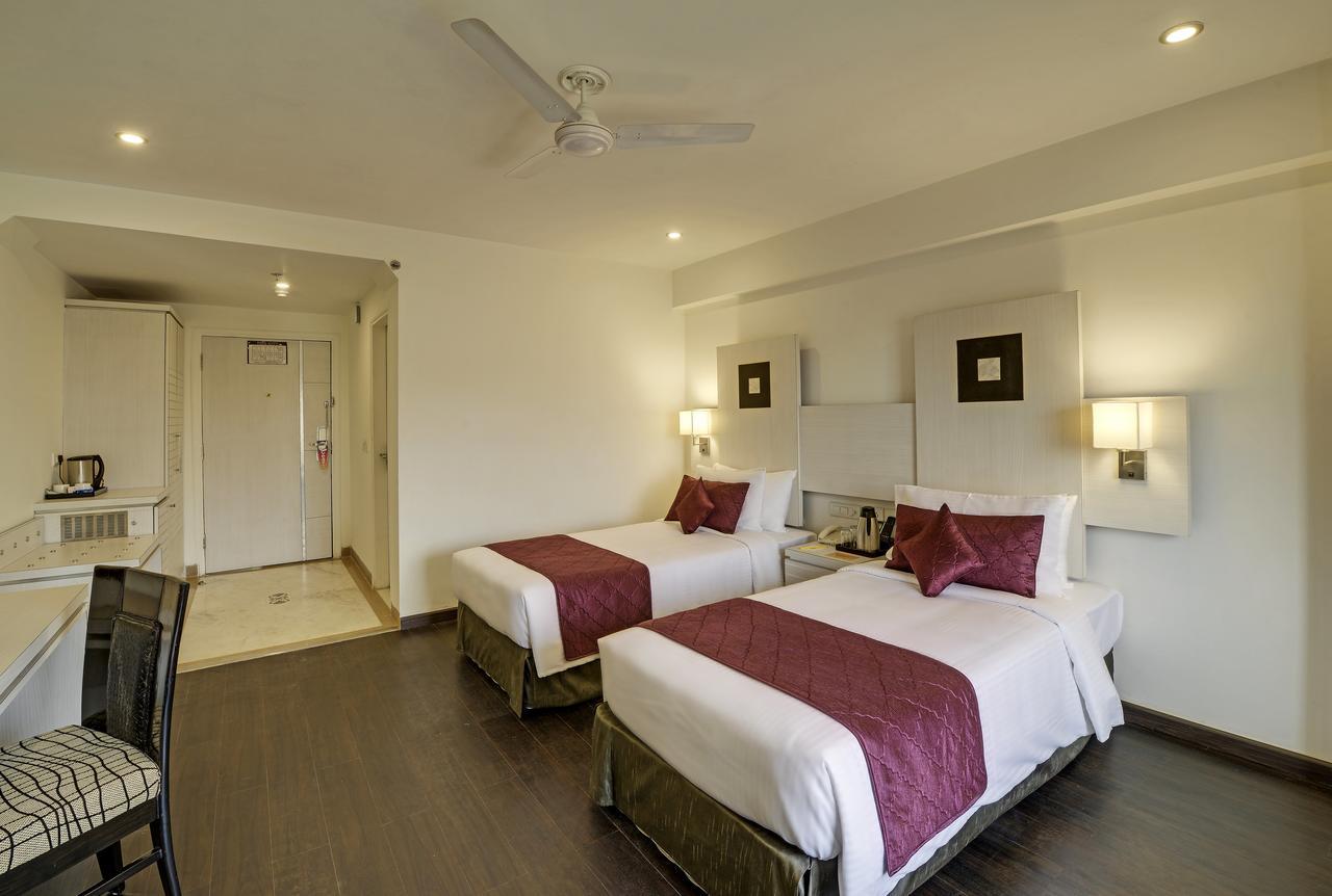 Sterling Agra Hotel Agra  Exterior foto