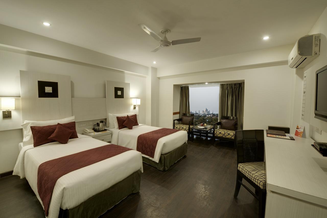 Sterling Agra Hotel Agra  Exterior foto